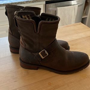 Ariat Savannah waterproof boots